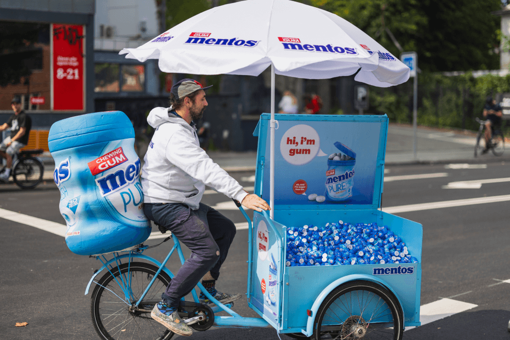 Mentos_sampling_guerilla_marketing_citrusmedia